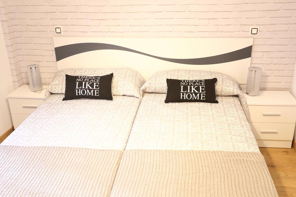 Apartamentos Amaiur 2 Estella Luaran gambar